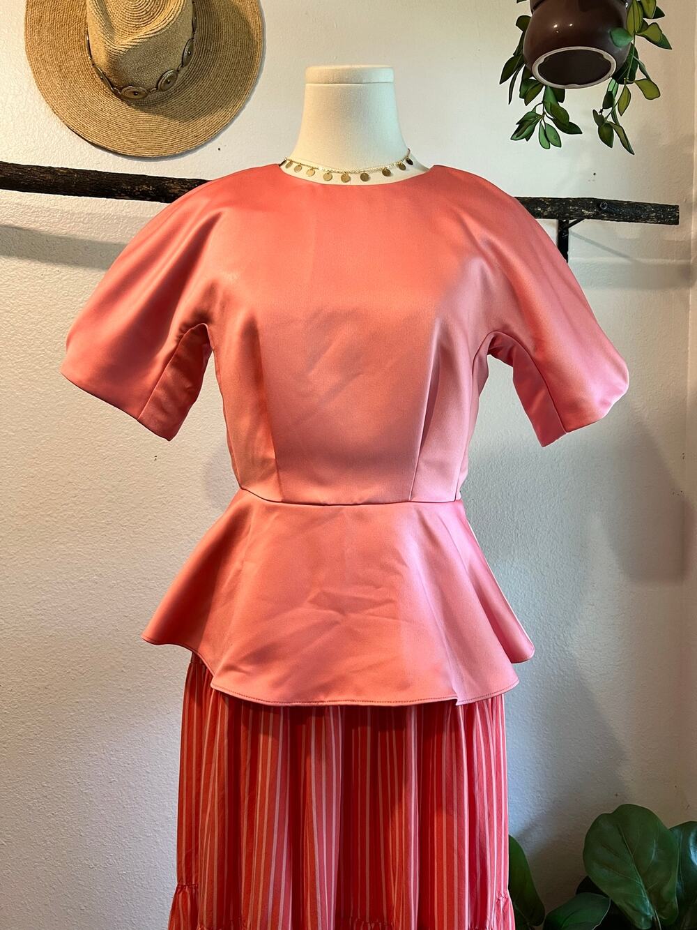 Pastel Satin Pink Peplum Zip Up Back Blouse Size 6 / Small NEW with Tags